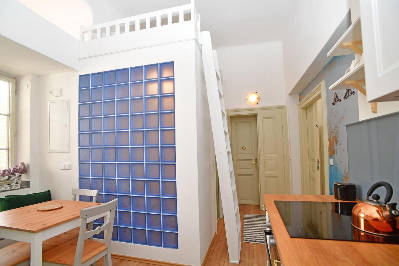 Lovely Little Cosy In * Praga
